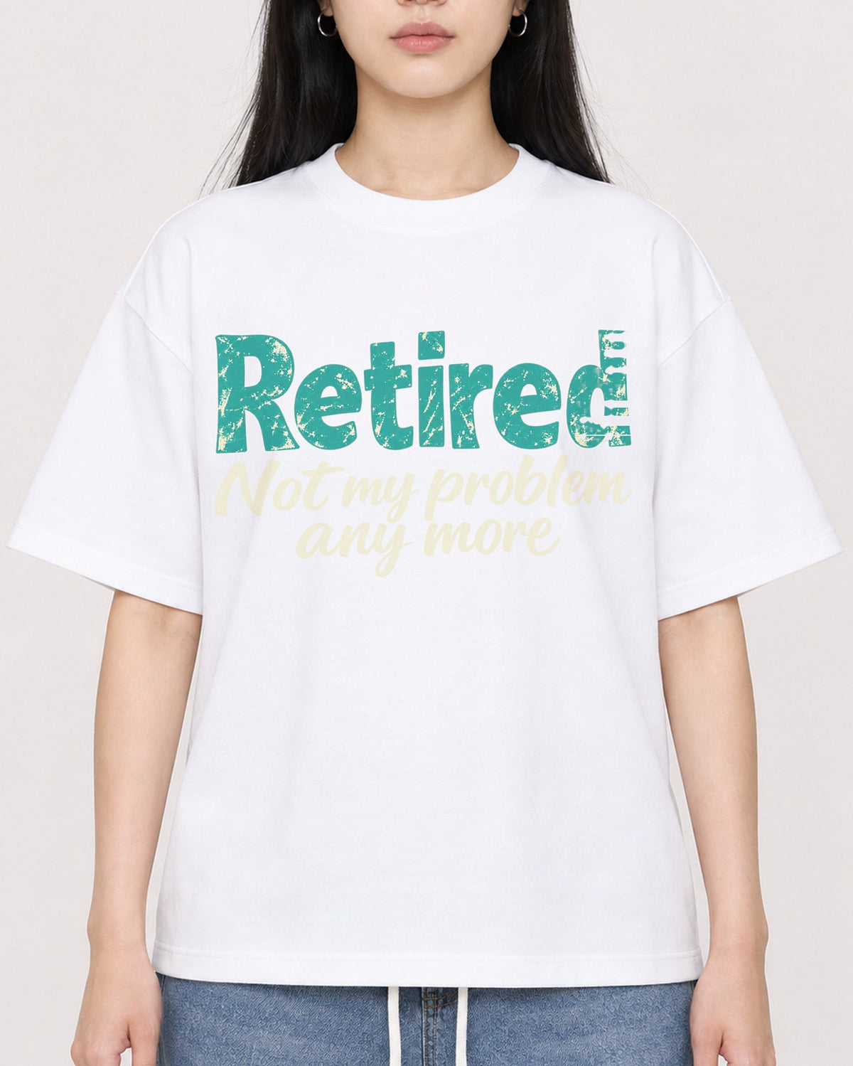 Mockup Boxy Heavyweight Tee White female close-up 01