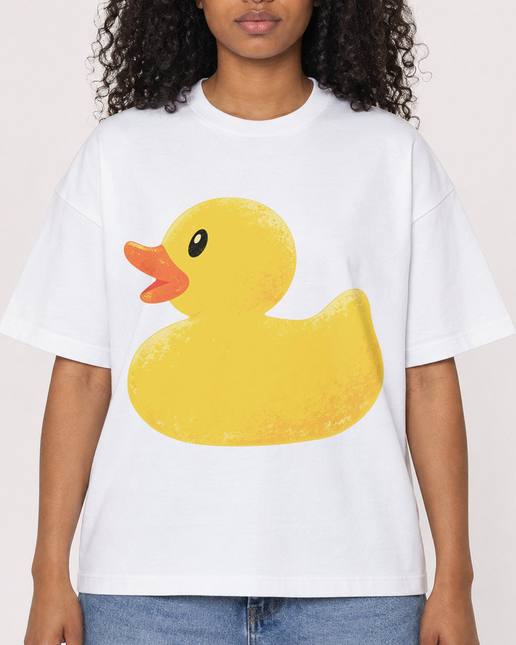 Mockup Boxy Heavyweight Tee White female close-up 05