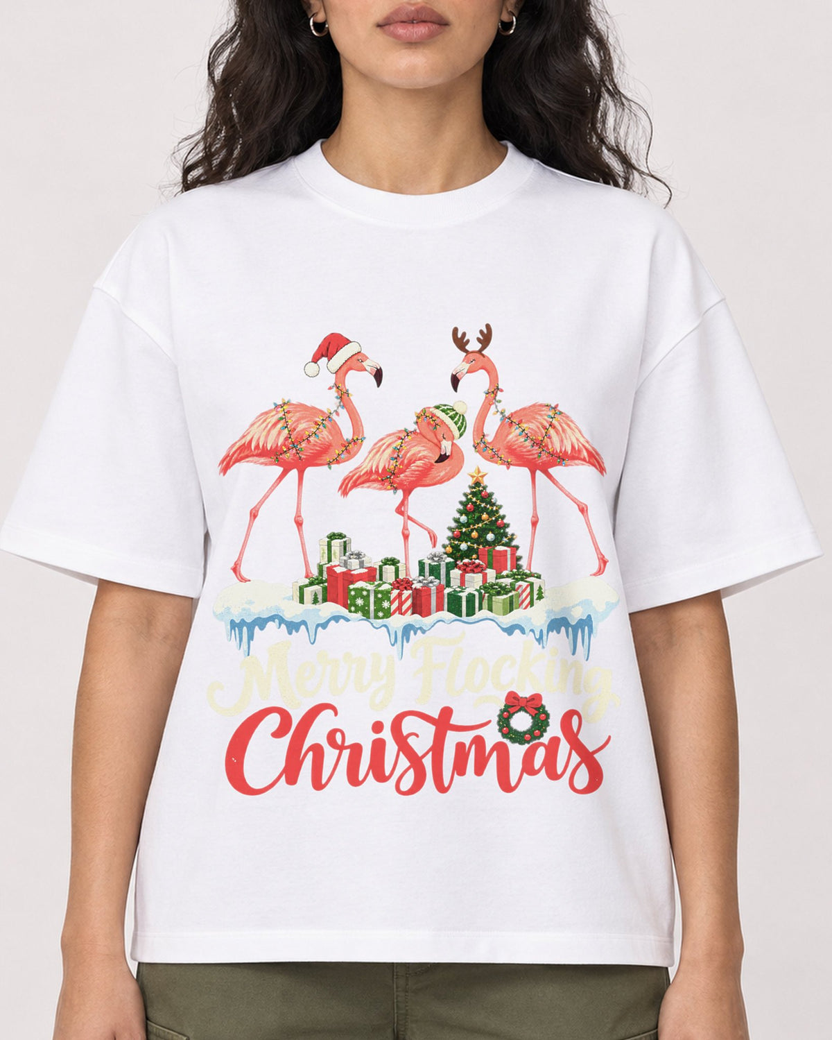 Mockup Boxy Heavyweight Tee White female close-up 07