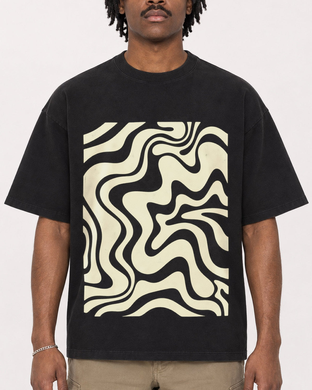 Mockup Boxy Heavyweight Tee Black male close-up 04