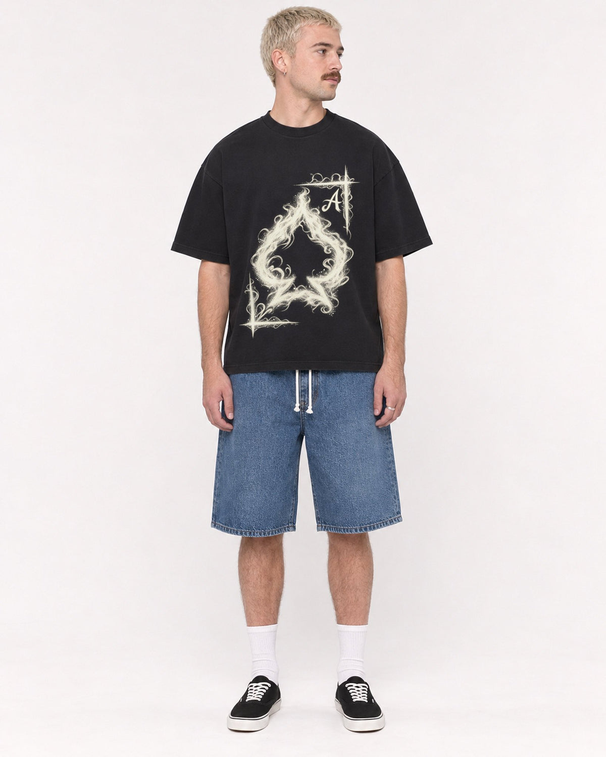 Mockup Boxy Heavyweight Tee Black male full-body 39