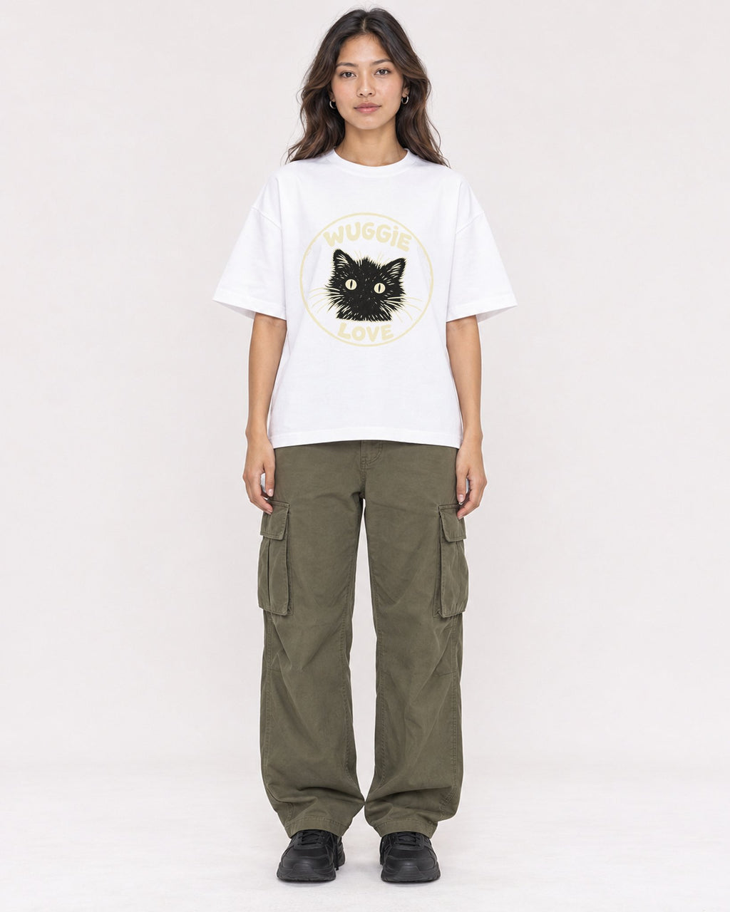 Mockup Boxy Heavyweight Tee White female full-body 02