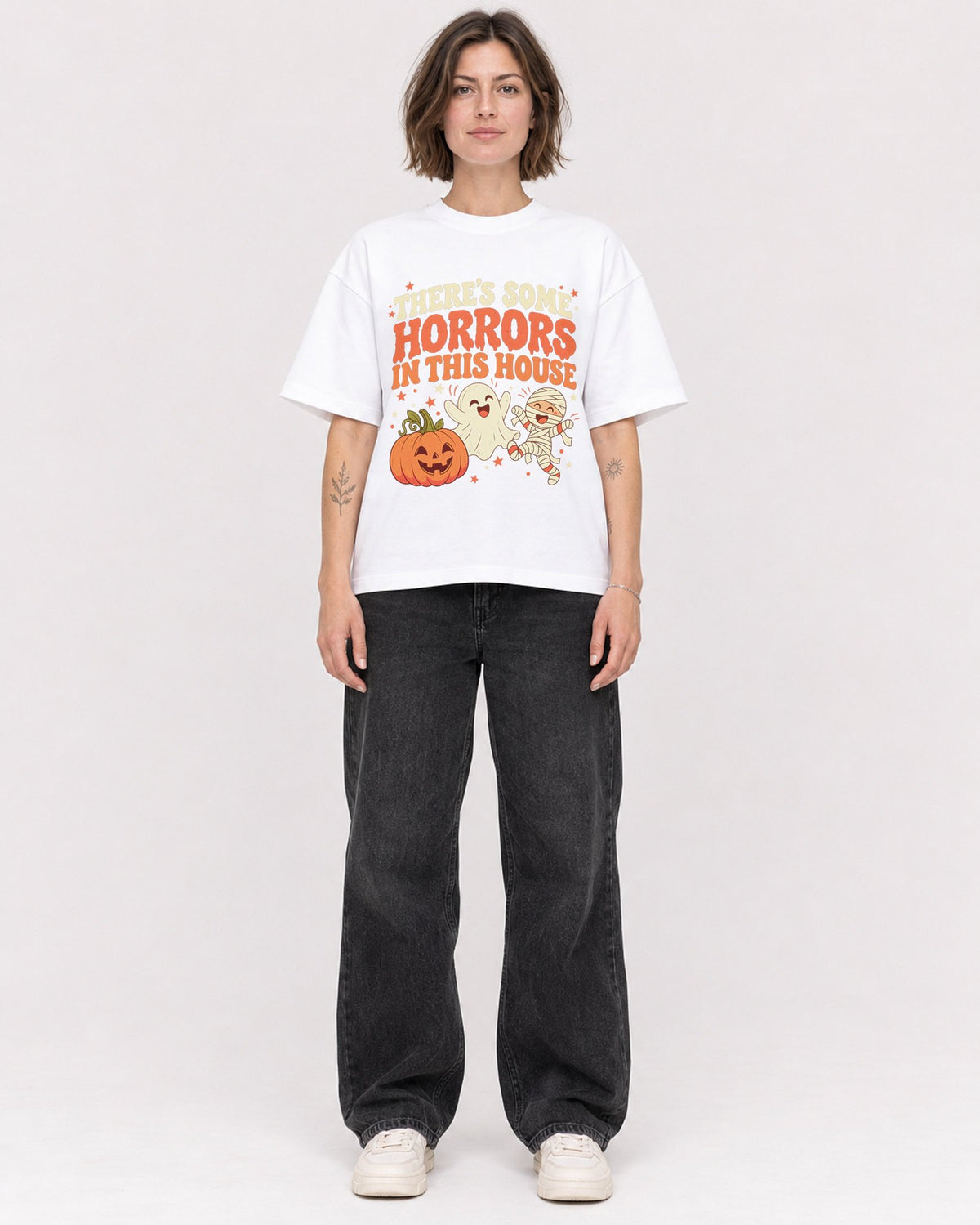 Mockup Boxy Heavyweight Tee White female full-body 18