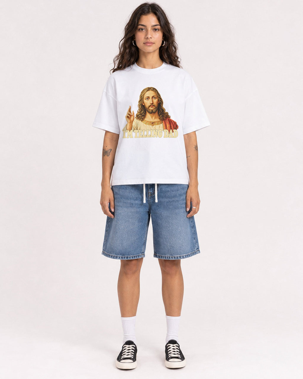 Mockup Boxy Heavyweight Tee White female full-body 06