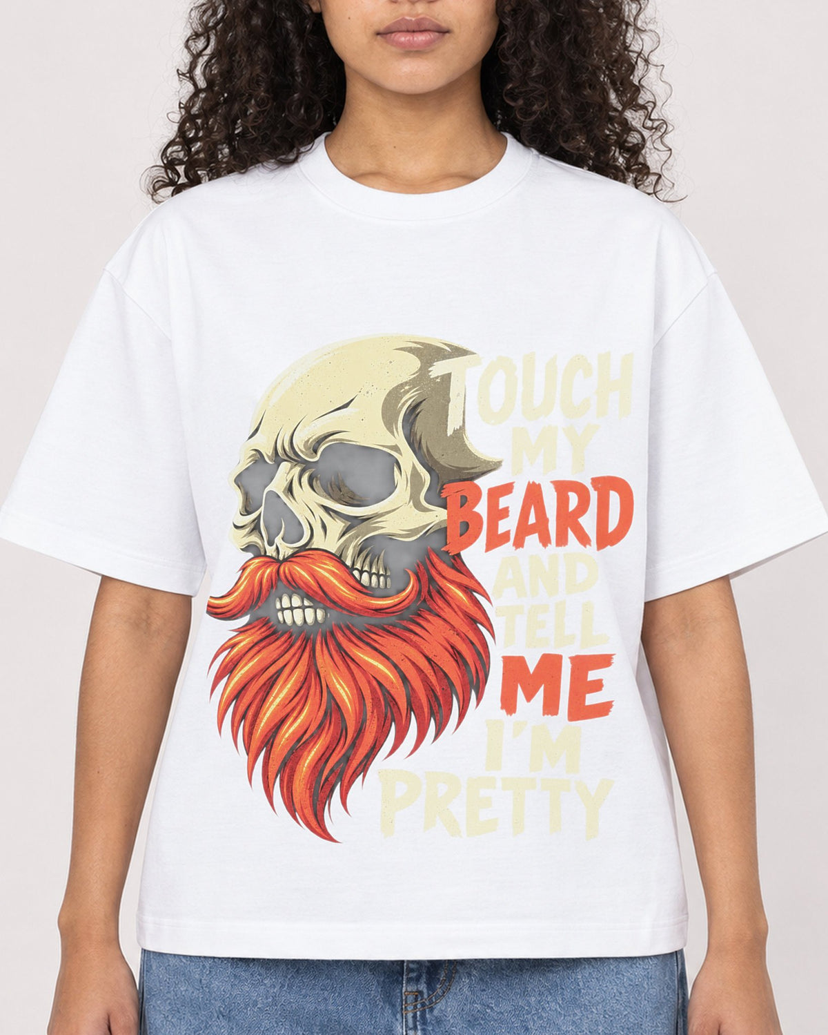 Mockup Boxy Heavyweight Tee White female close-up 10