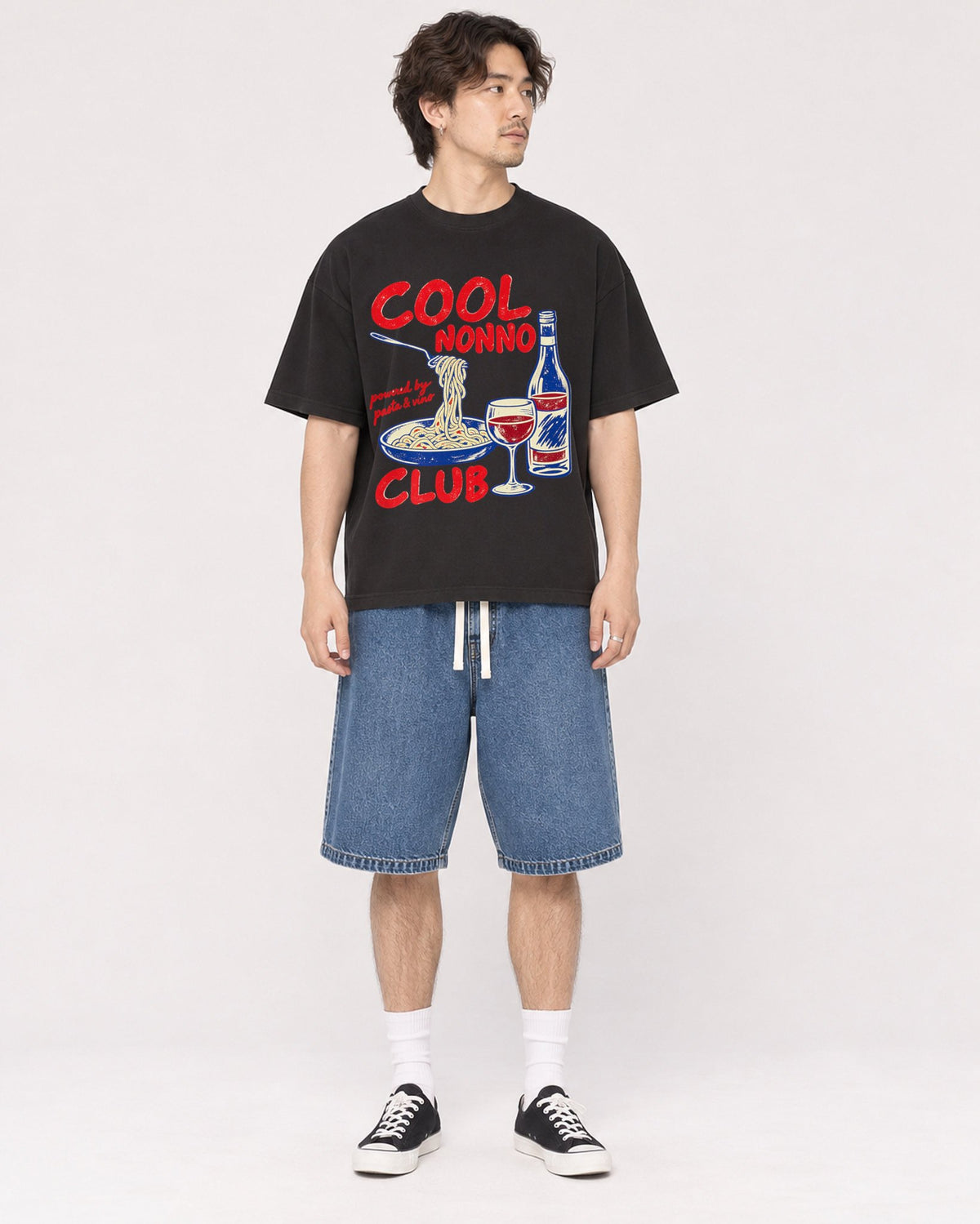 Mockup Boxy Heavyweight Tee Black male full-body 03