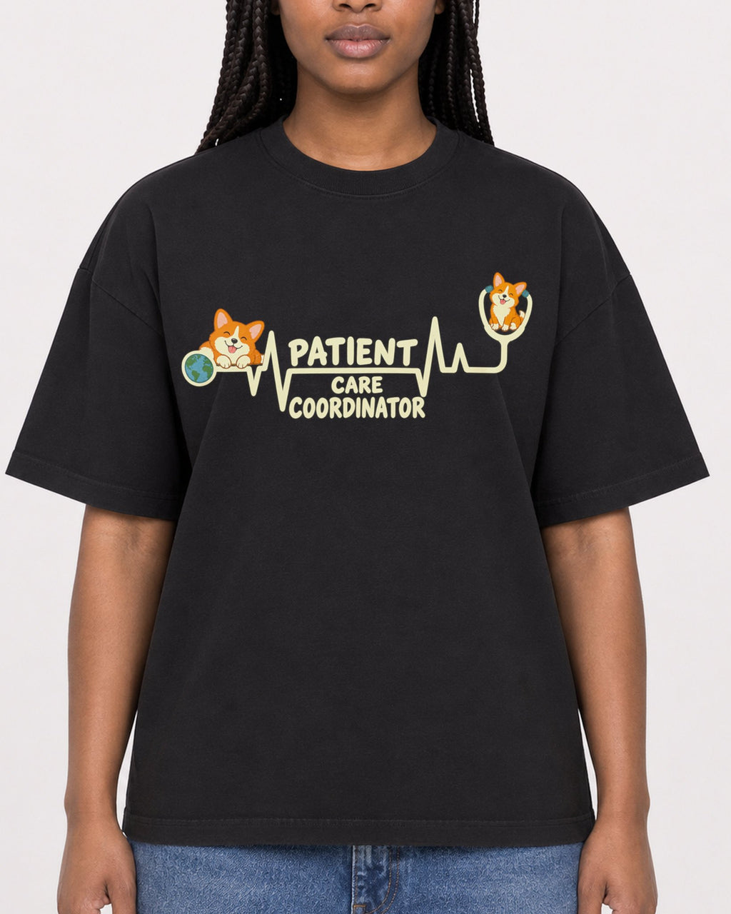 Mockup Boxy Heavyweight Tee Black female close-up 04
