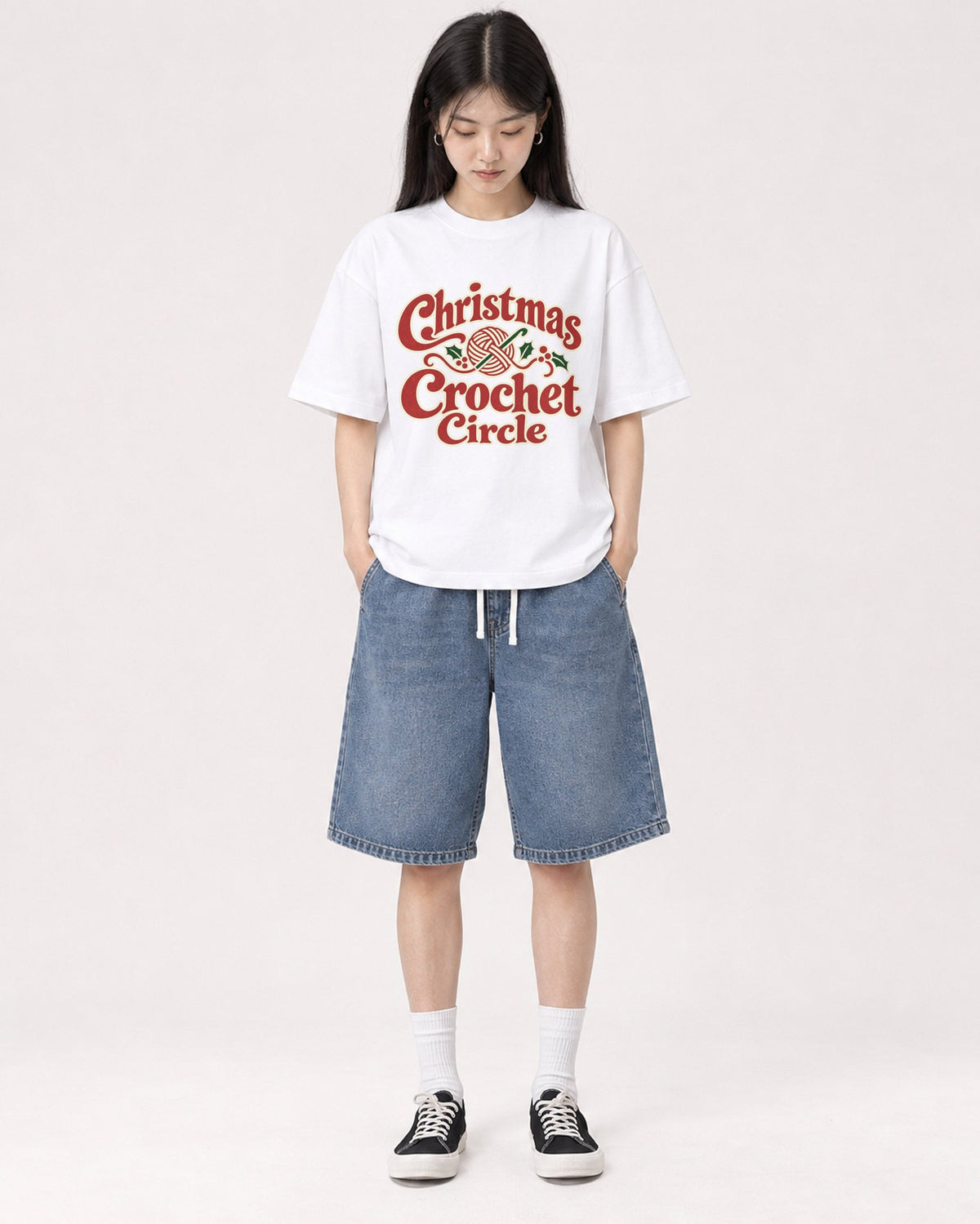Mockup Boxy Heavyweight Tee White female full-body 01