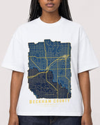 Mockup Boxy Heavyweight Tee White female close-up 04