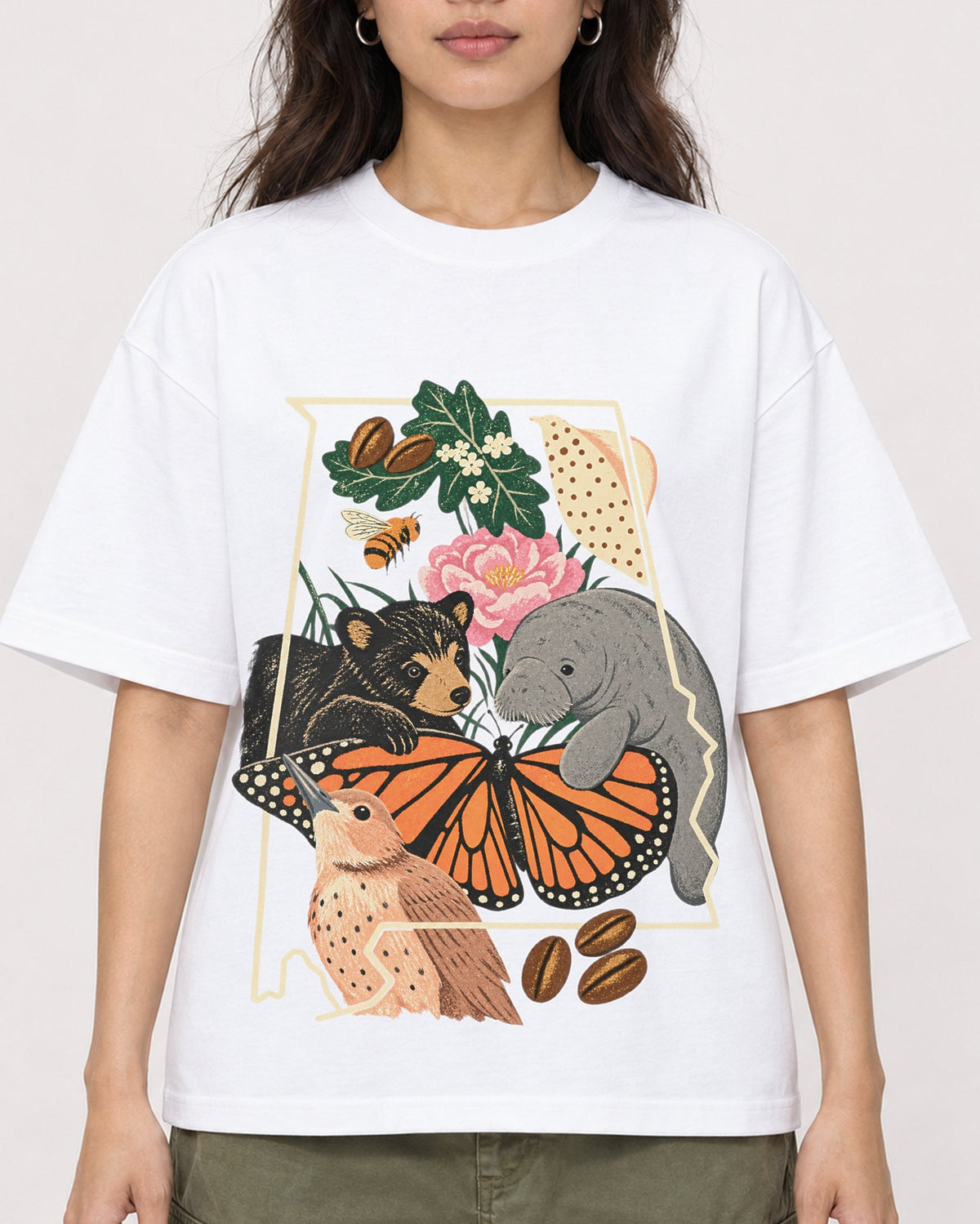 Mockup Boxy Heavyweight Tee White female close-up 02