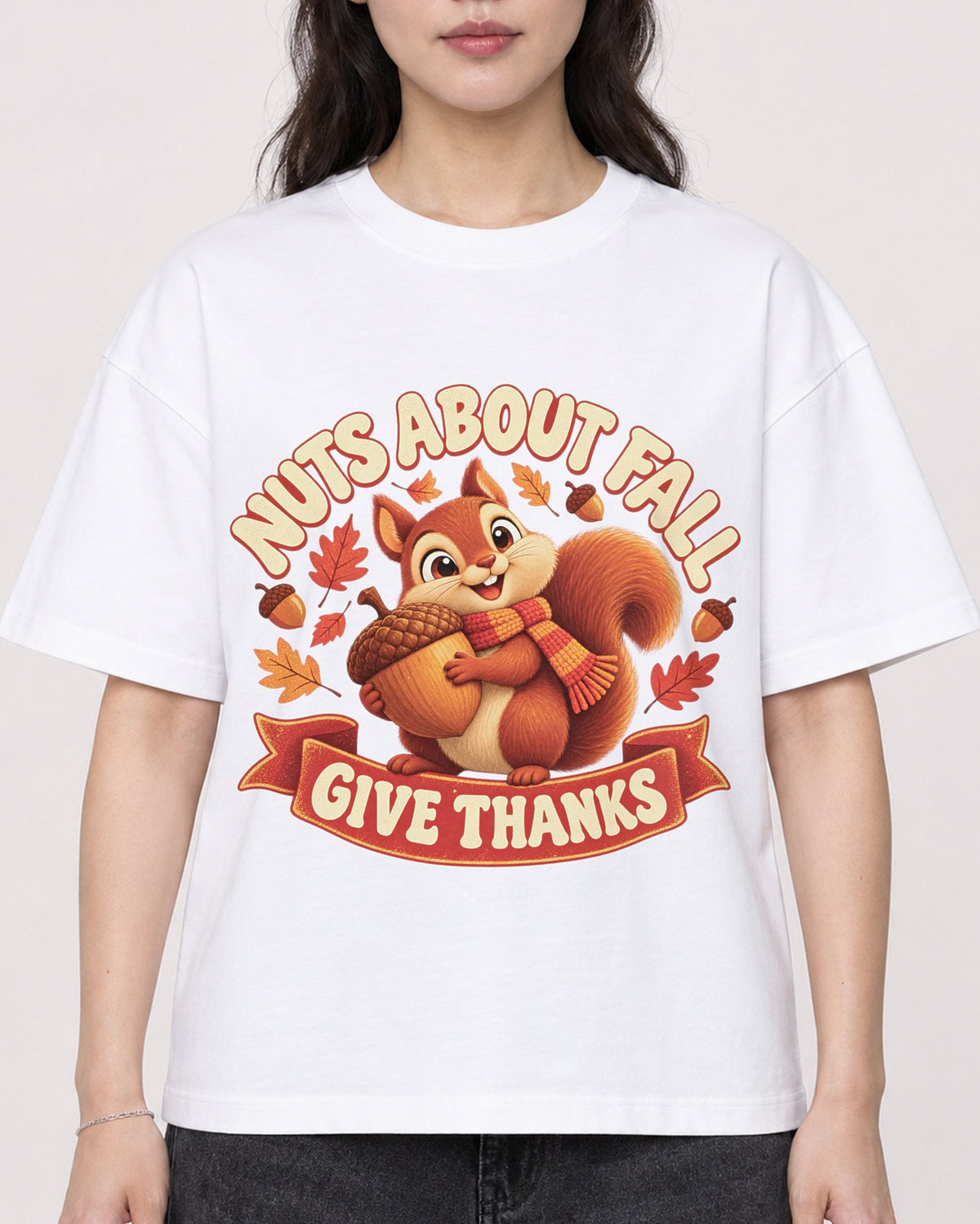 Mockup Boxy Heavyweight Tee White female close-up 03
