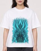 Mockup Boxy Heavyweight Tee White female close-up 03