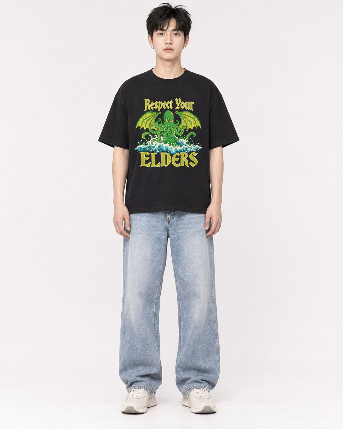 Mockup Boxy Heavyweight Tee Black male full-body 01