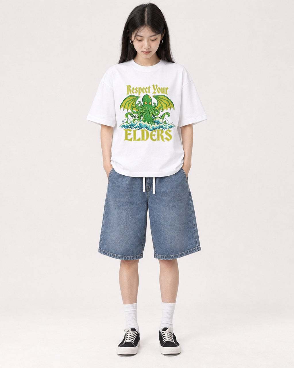 Mockup Boxy Heavyweight Tee White female full-body 01