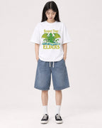 Mockup Boxy Heavyweight Tee White female full-body 01