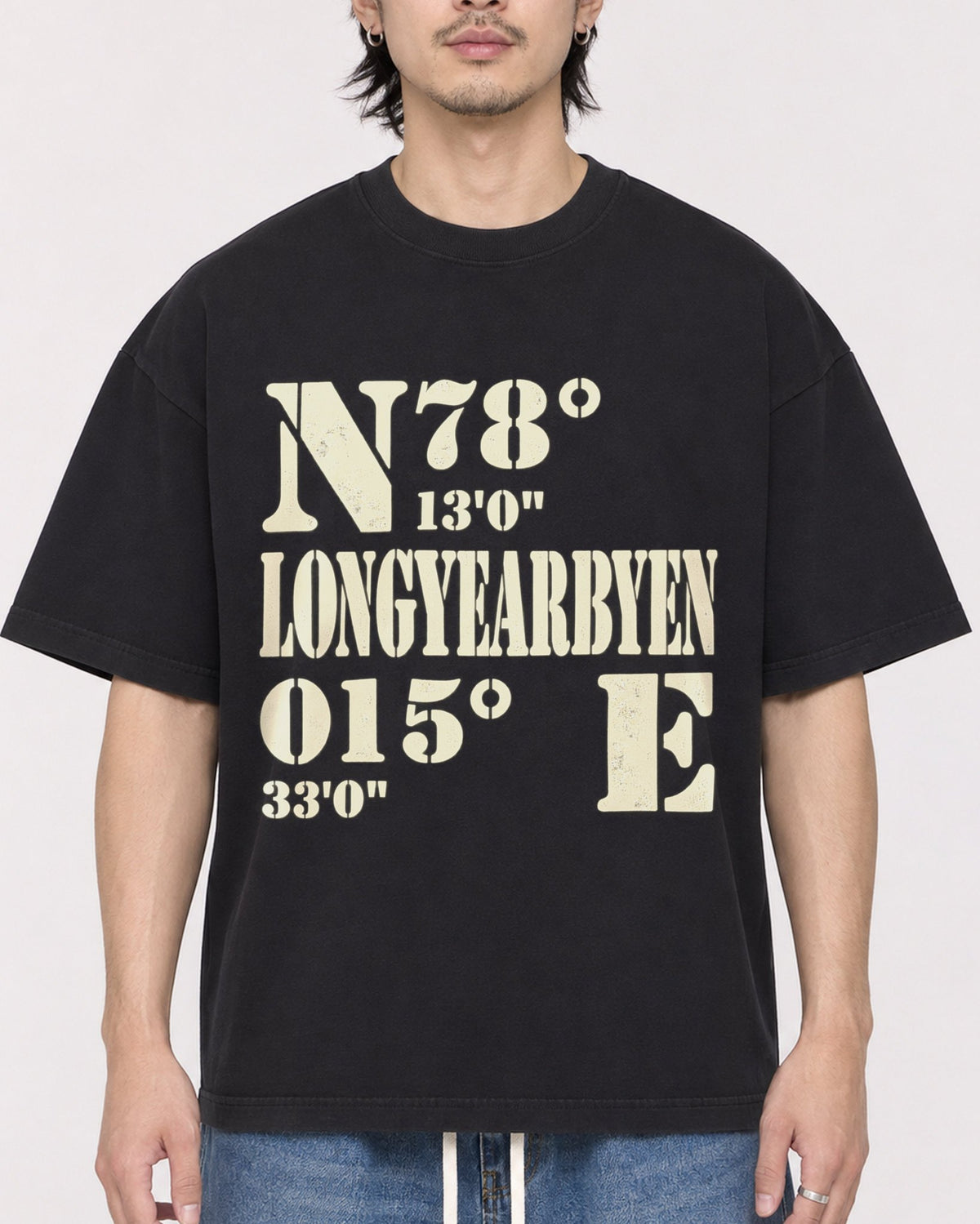 Mockup Boxy Heavyweight Tee Black male close-up 23