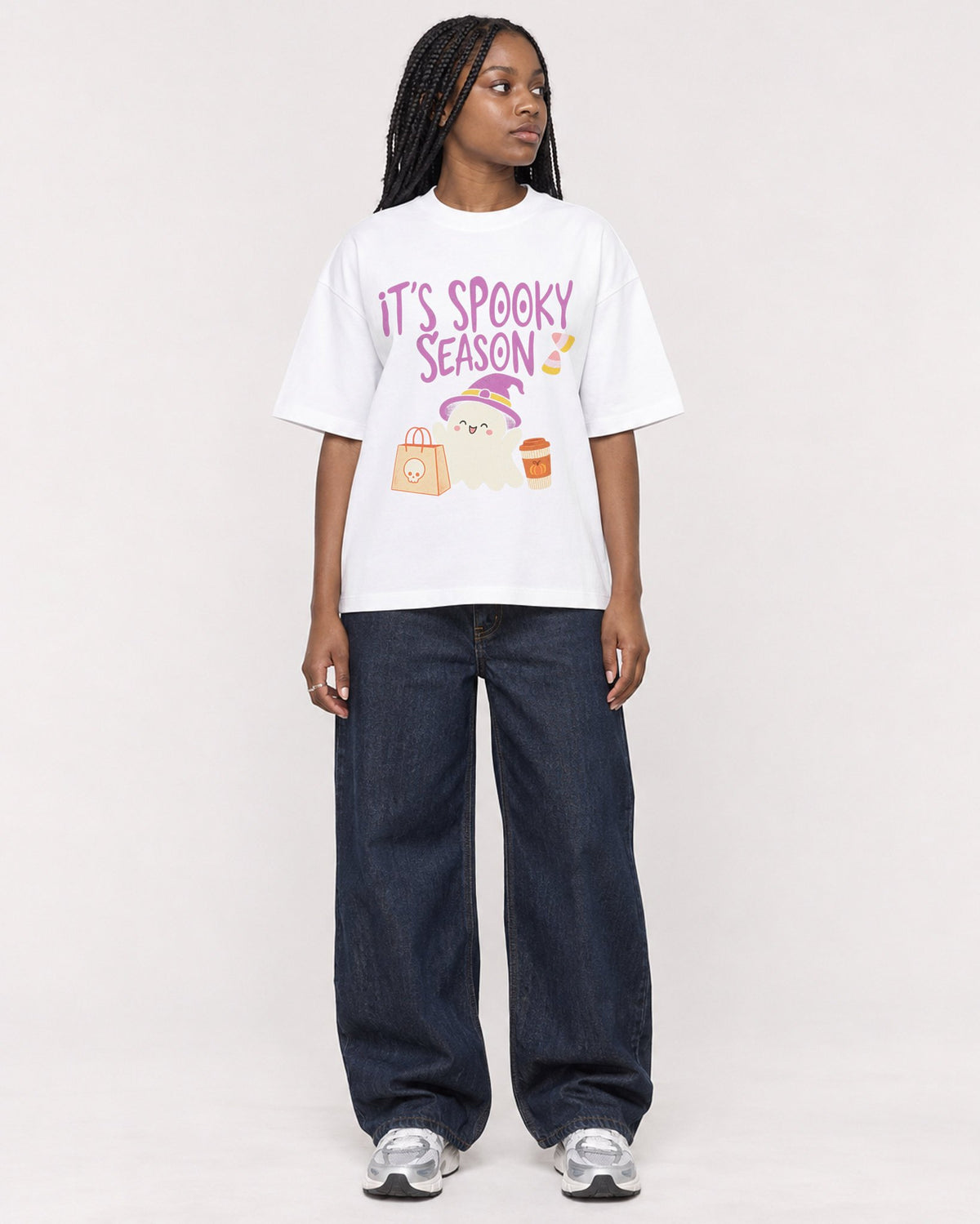 Mockup Boxy Heavyweight Tee White female full-body 04