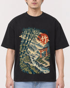 Mockup Boxy Heavyweight Tee Black male close-up 13