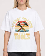 Mockup Boxy Heavyweight Tee White female close-up 08