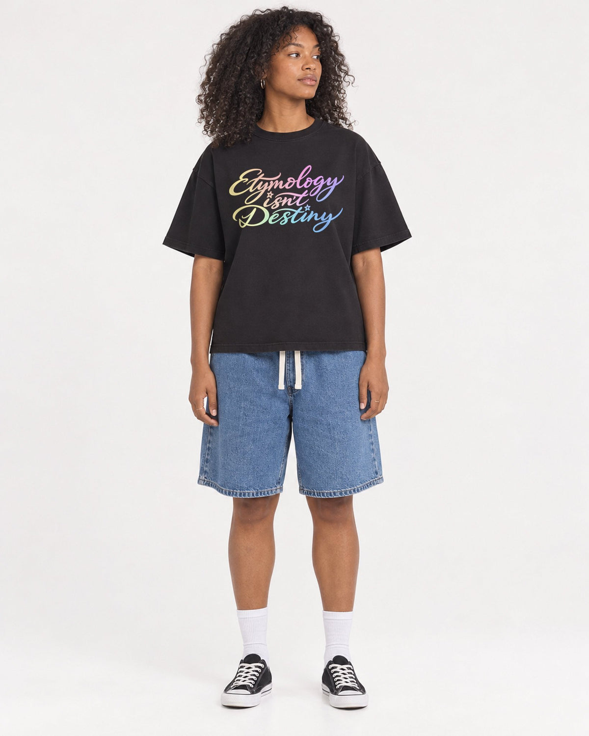 Mockup Boxy Heavyweight Tee Black female full-body 05