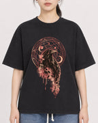 Mockup Boxy Heavyweight Tee Black female close-up 21