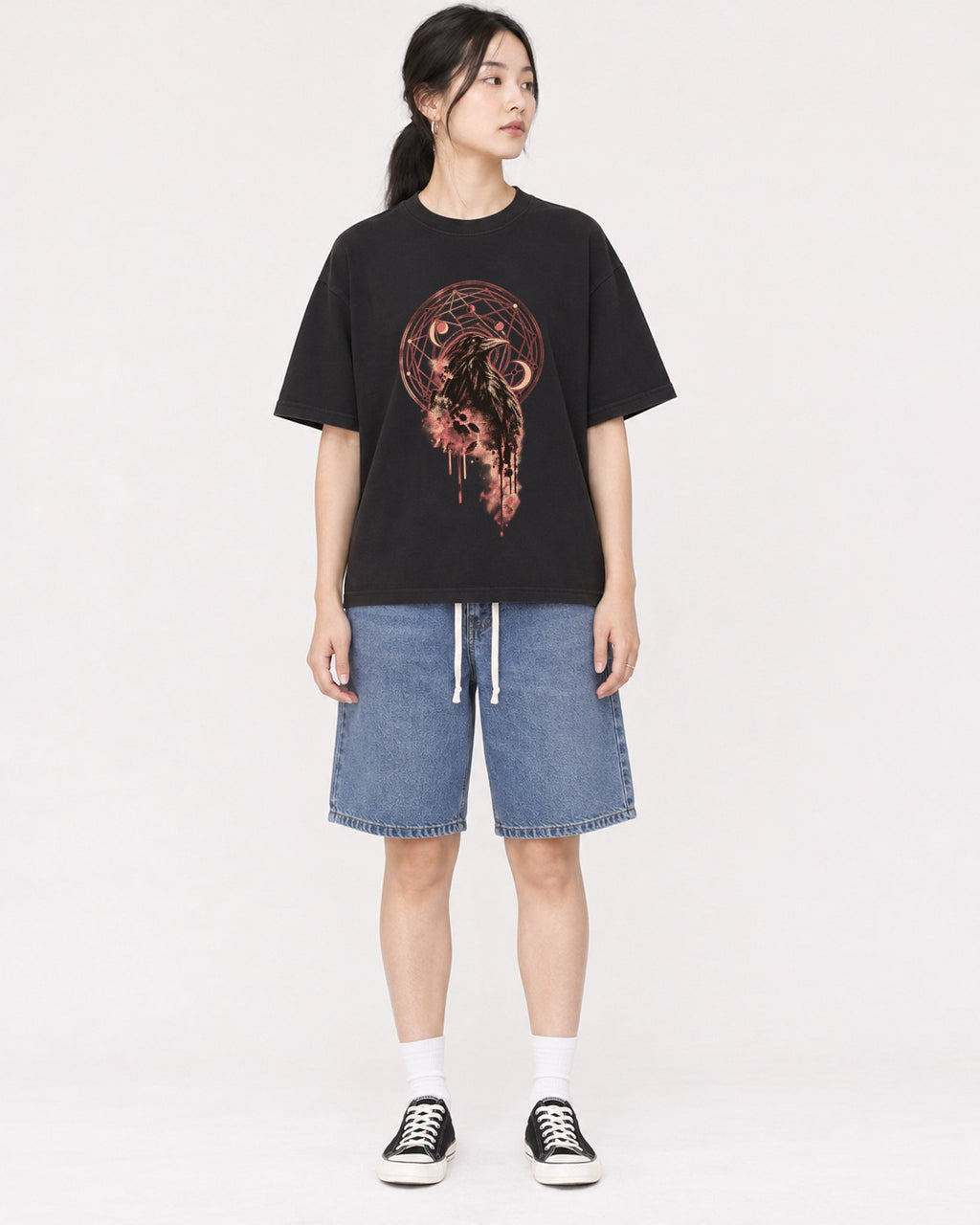 Mockup Boxy Heavyweight Tee Black female full-body 21