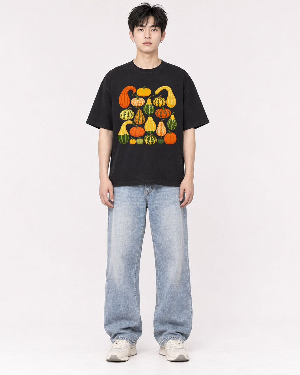 Mockup Boxy Heavyweight Tee Black male full-body 01