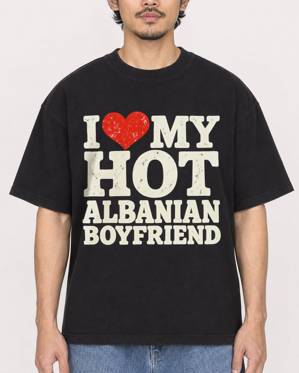 Mockup Boxy Heavyweight Tee Black male close-up 02
