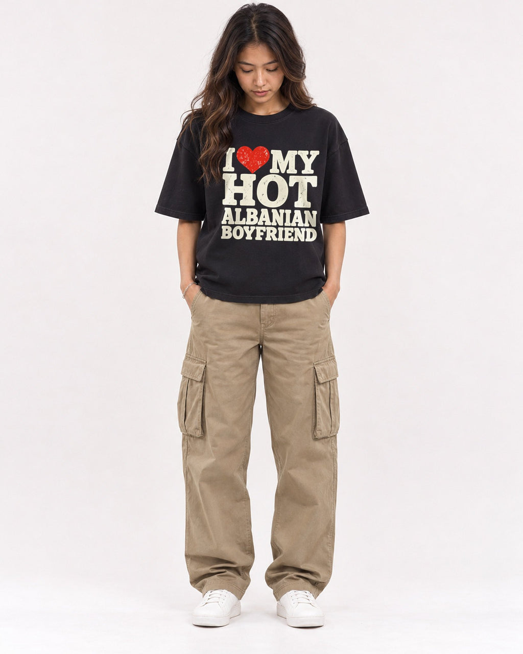 Mockup Boxy Heavyweight Tee Black female full-body 02
