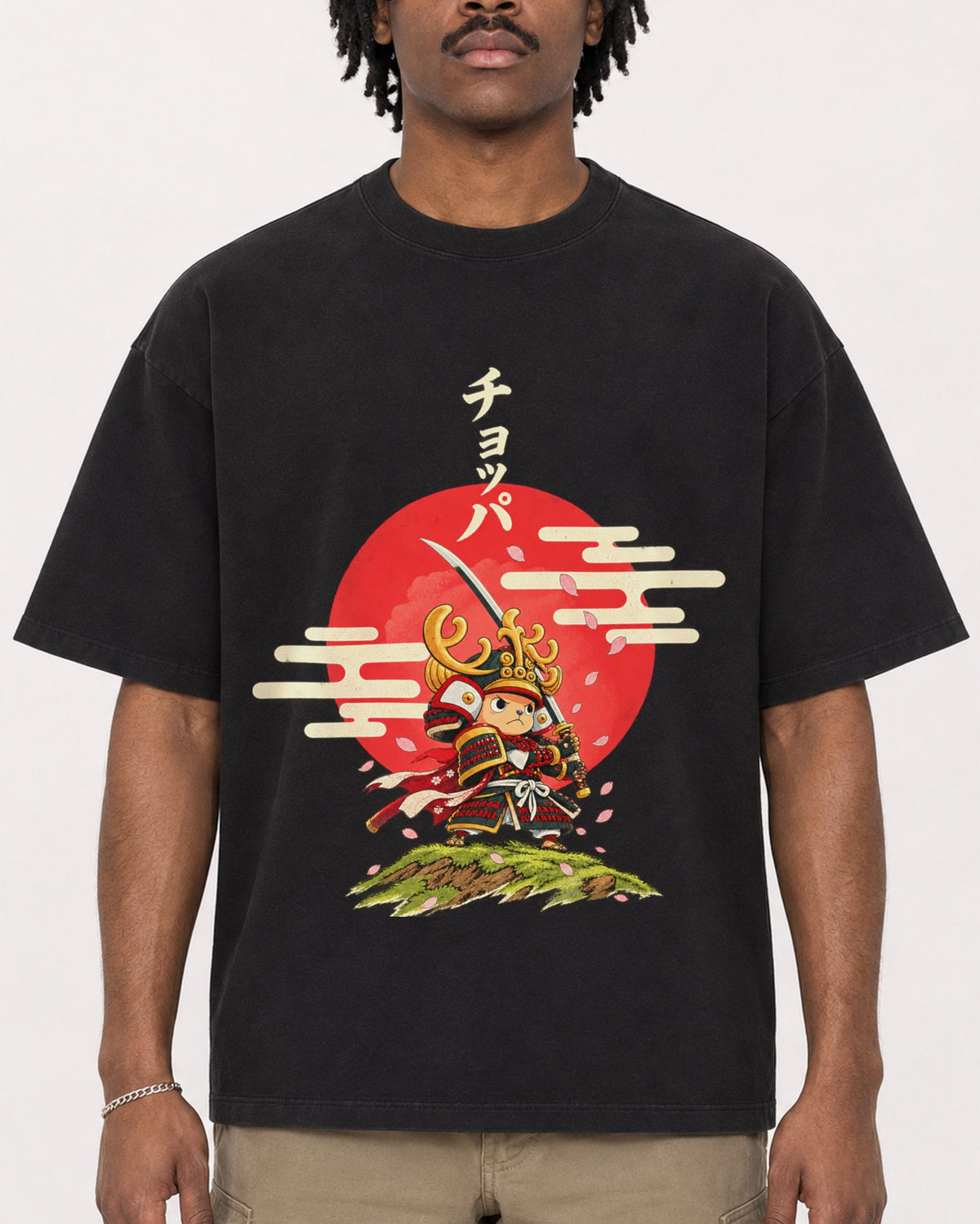 Mockup Boxy Heavyweight Tee Black male close-up 04