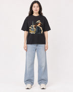 Mockup Boxy Heavyweight Tee Black female full-body 03