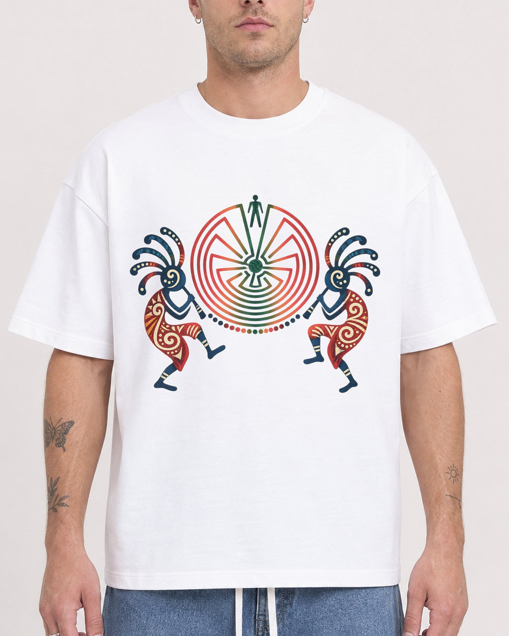 Mockup Boxy Heavyweight Tee White male close-up 18