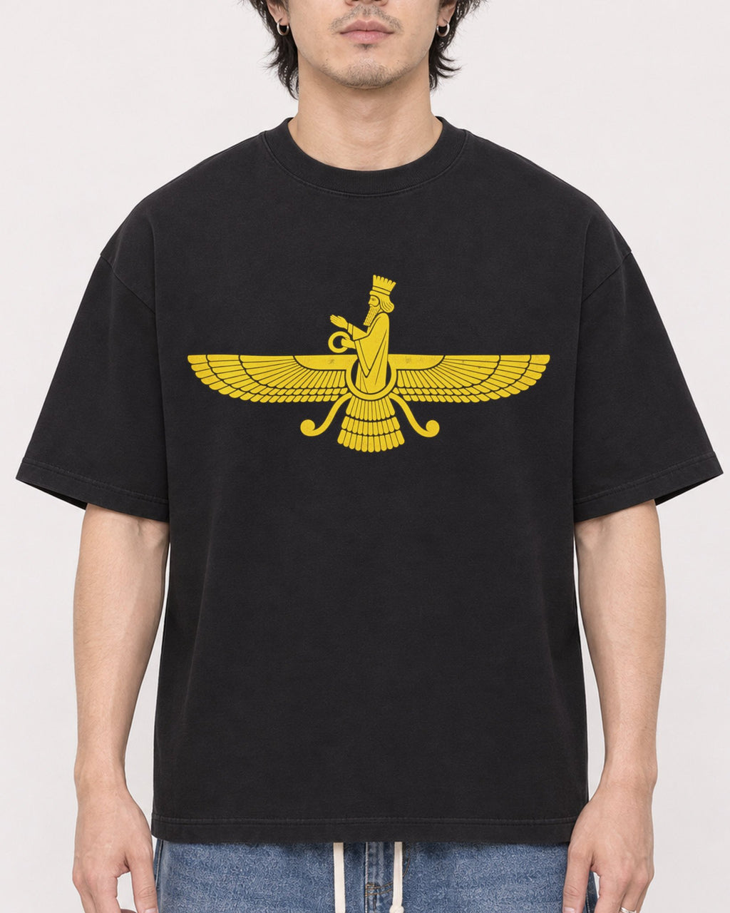 Mockup Boxy Heavyweight Tee Black male close-up 03