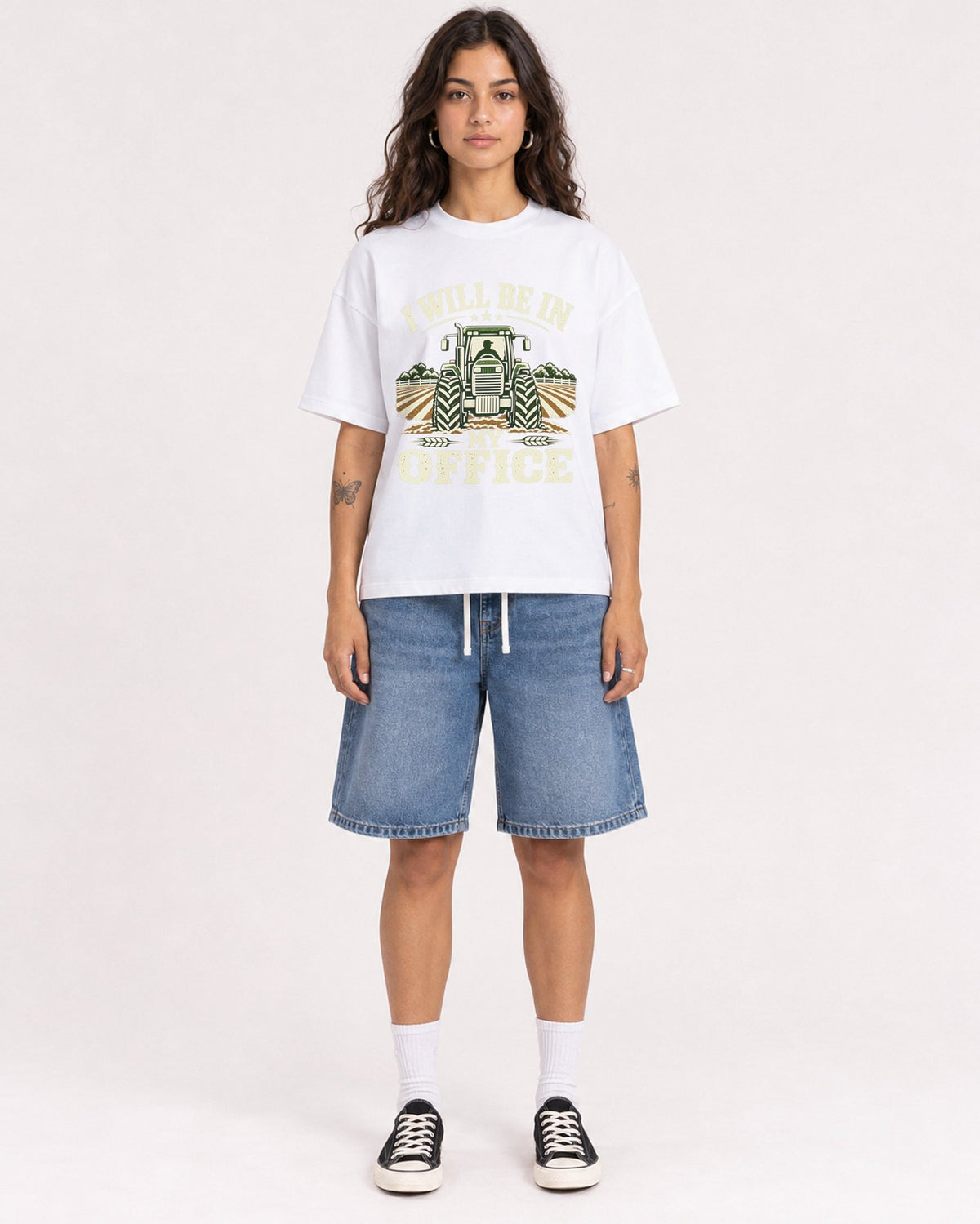 Mockup Boxy Heavyweight Tee White female full-body 06