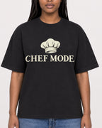 Mockup Boxy Heavyweight Tee Black female close-up 04