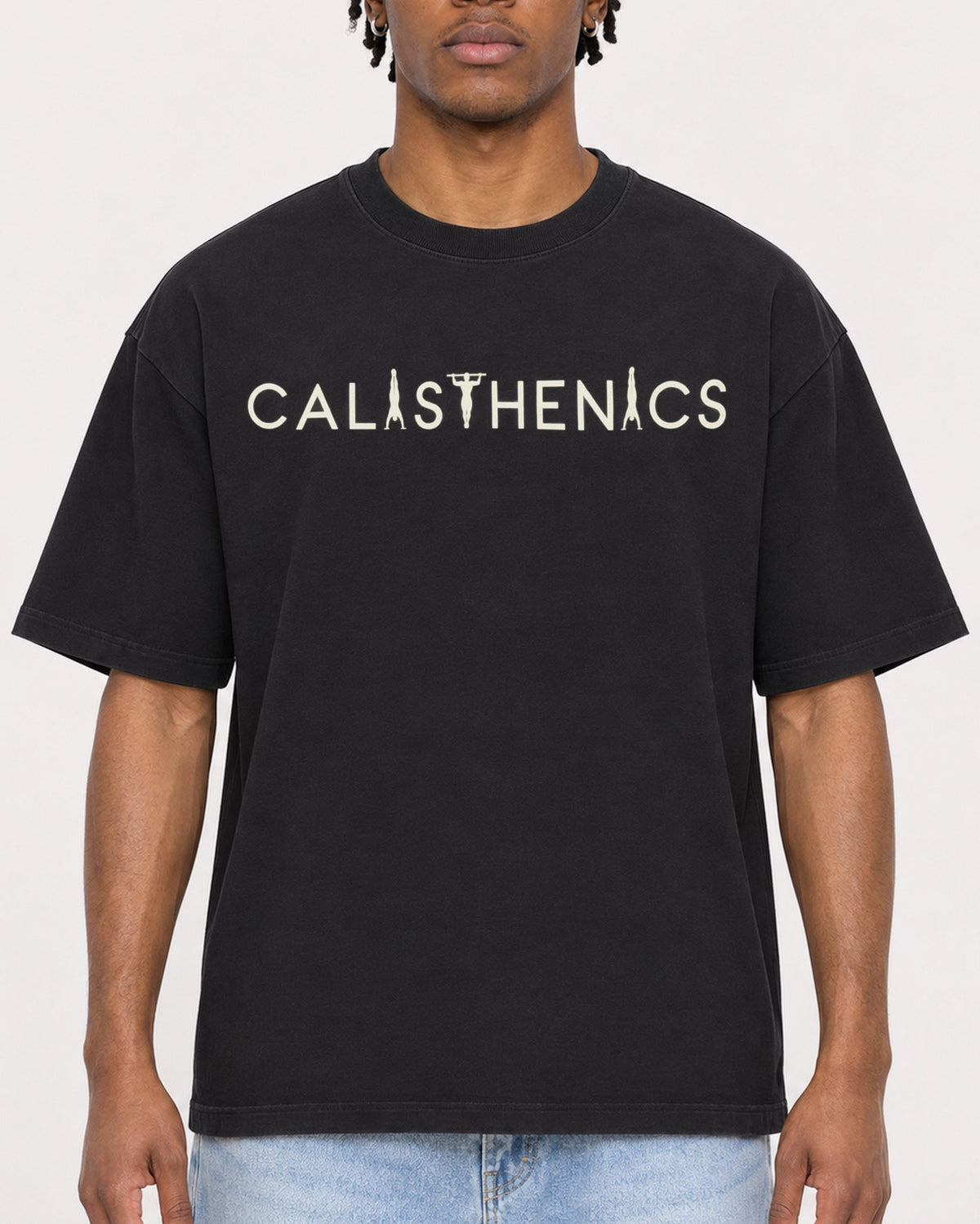 Mockup Boxy Heavyweight Tee Black male close-up 05