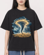Mockup Boxy Heavyweight Tee Black female close-up 01