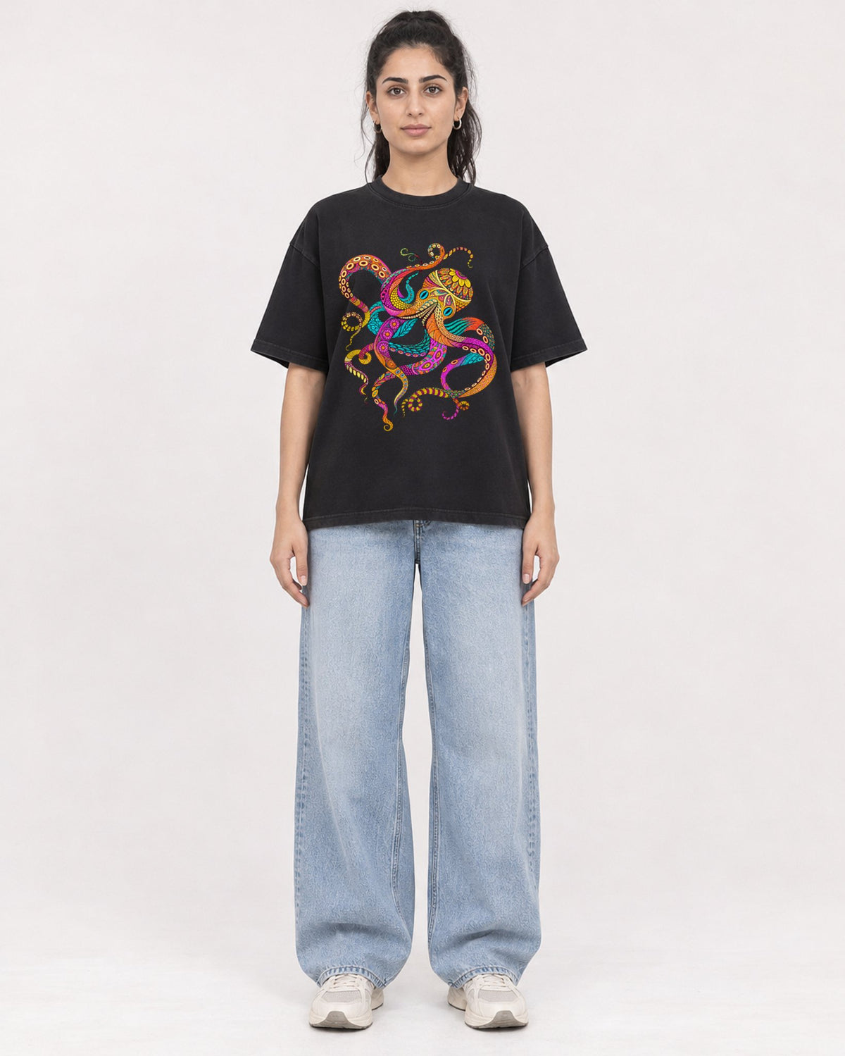 Mockup Boxy Heavyweight Tee Black female full-body 47