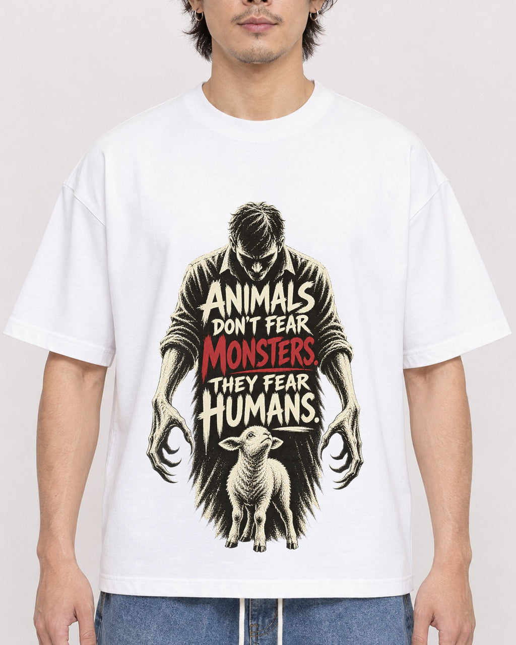 Mockup Boxy Heavyweight Tee White male close-up 03
