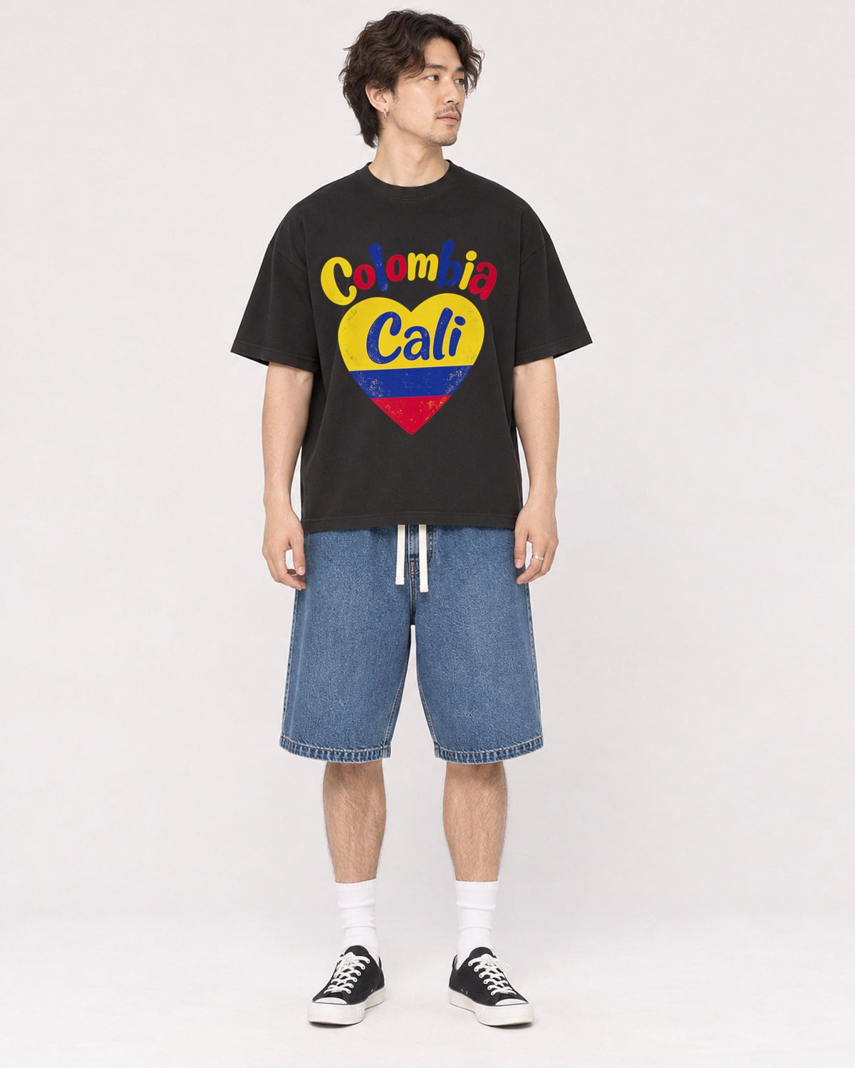Mockup Boxy Heavyweight Tee Black male full-body 03