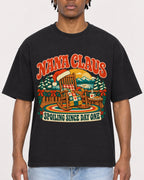 Mockup Boxy Heavyweight Tee Black male close-up 05