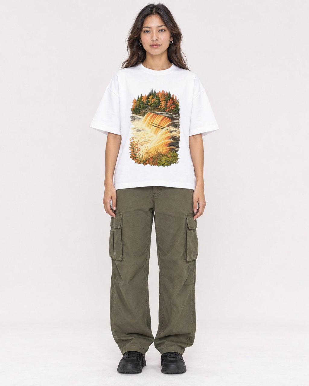 Mockup Boxy Heavyweight Tee White female full-body 02