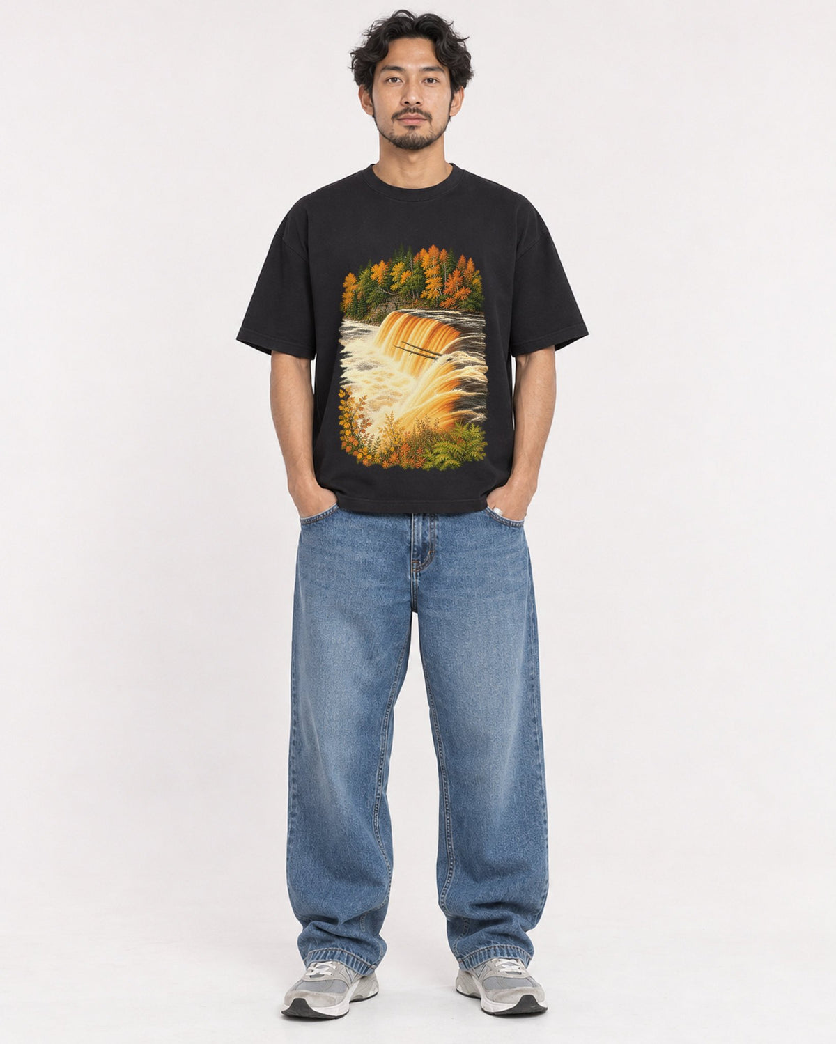 Mockup Boxy Heavyweight Tee Black male full-body 02