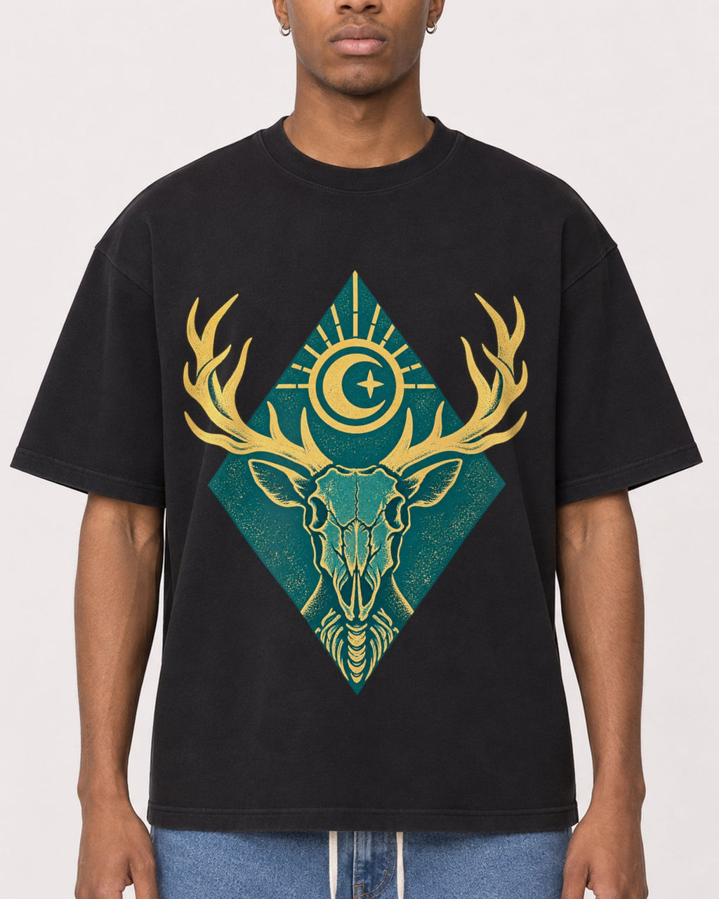 Mockup Boxy Heavyweight Tee Black male close-up 35