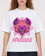 Mockup Boxy Heavyweight Tee White female close-up 09