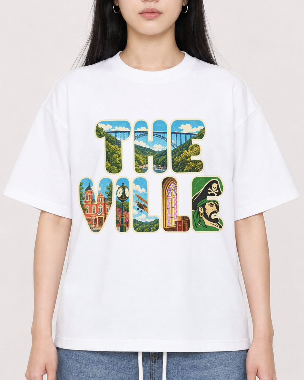 Mockup Boxy Heavyweight Tee White female close-up 01