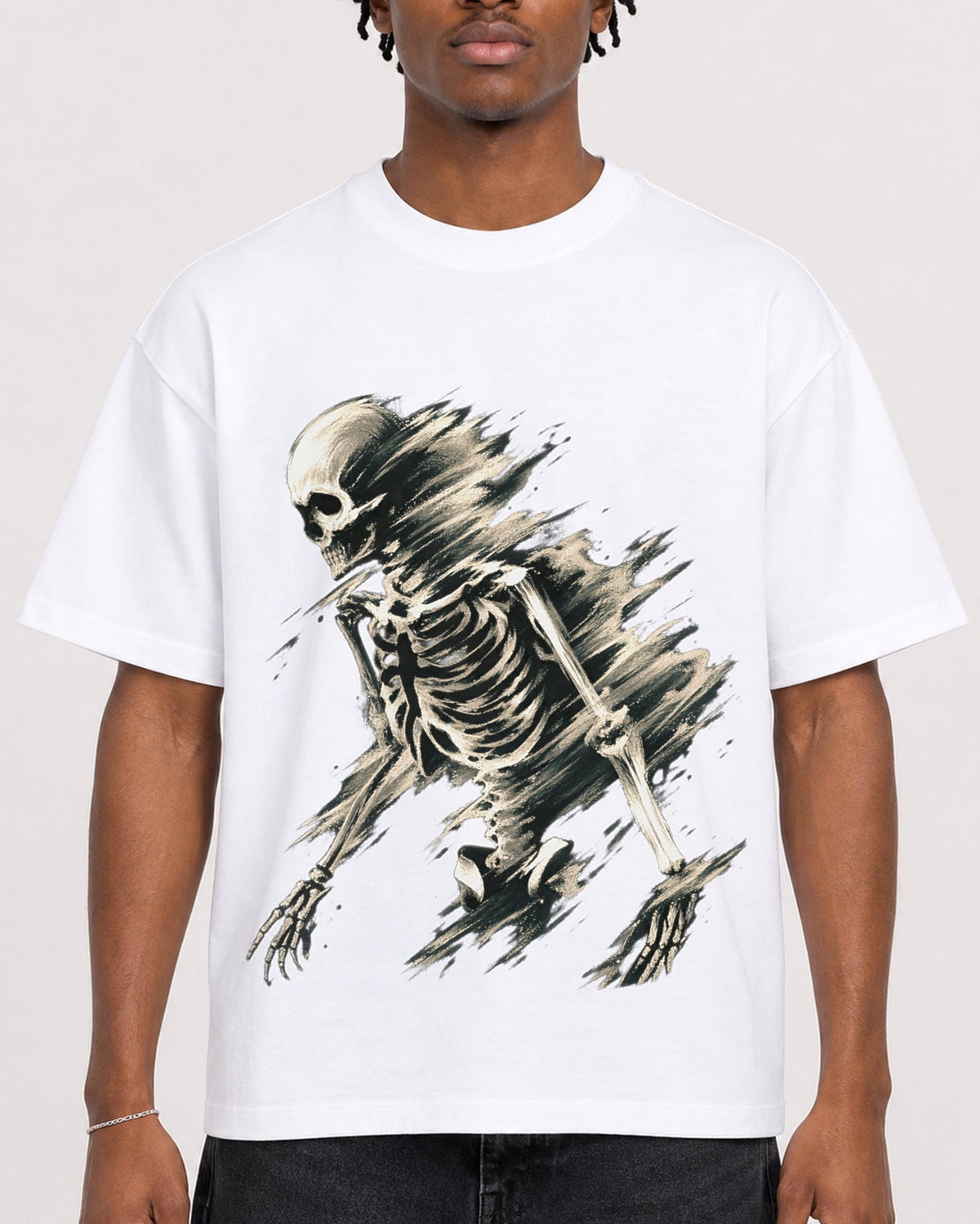 Mockup Boxy Heavyweight Tee White male close-up 05