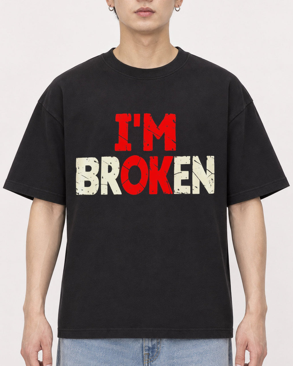 Mockup Boxy Heavyweight Tee Black male close-up 01