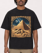 Mockup Boxy Heavyweight Tee Black male close-up 04