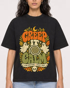 Mockup Boxy Heavyweight Tee Black female close-up 07